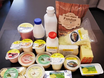 Kulinarik-Regionale Produkte-Dorf Chäsi Hergiswil -Willisau-EG-3.jpg