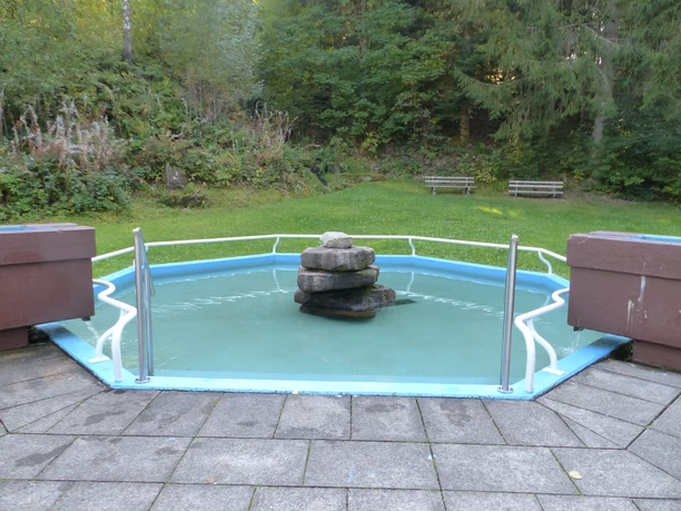 Wassertretstelle im Kurgarten Obertal