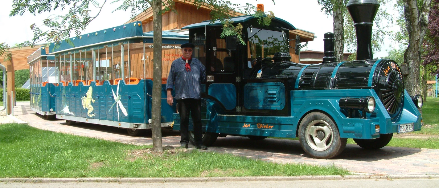 Jan Spieker Moorbahn von der Seite.JPG