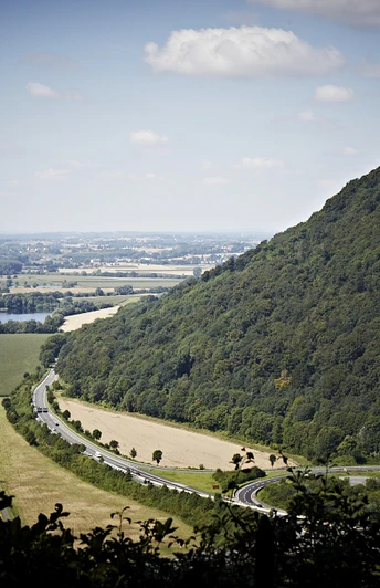 Porta Westfalica mit Blick aufs Kaiser-Wilhelm-Denkmal