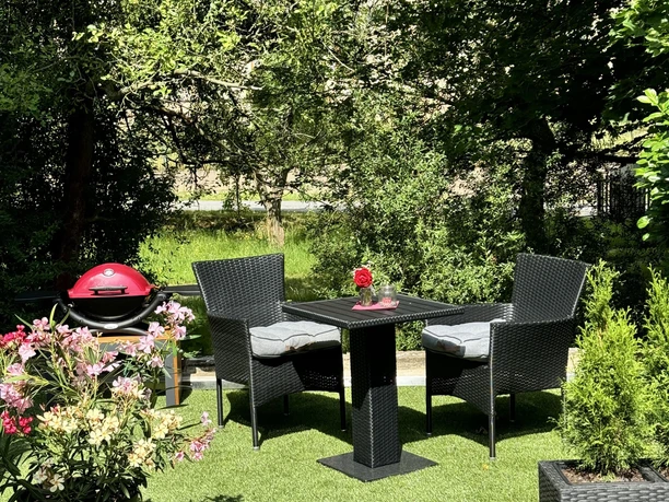 Terrasse mit Grillmöglichkeit