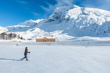 Schneeschuhlaufen Simplonpass beim Hospiz Simplon