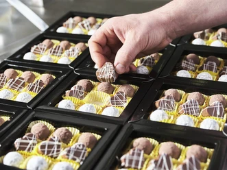 Edle Pralinen, liebevoll handgemacht und perfekt zum Geniessen