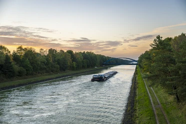 Het zijkanaal van de Elbe bij Wendisch Evern Het zijkanaal van de Elbe bij Wendisch Evern
