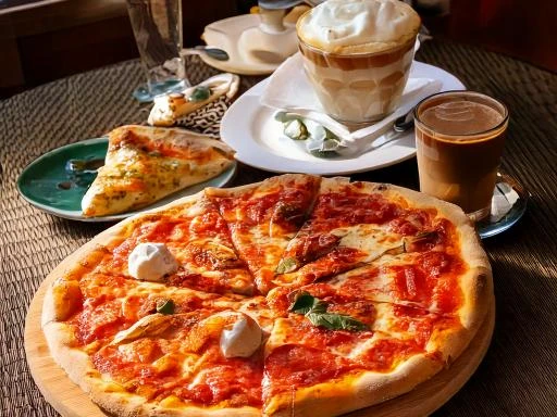 Firefly café venezia, selbst gemachtes Eis, Cappucino, pizza 99153.jpg