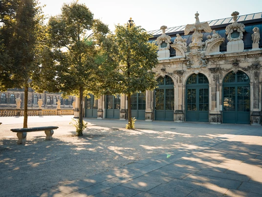 Zwinger Dresden_Mathematisch-Physikalischer Salon.jpg