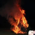 Osterfeuer in Tanne