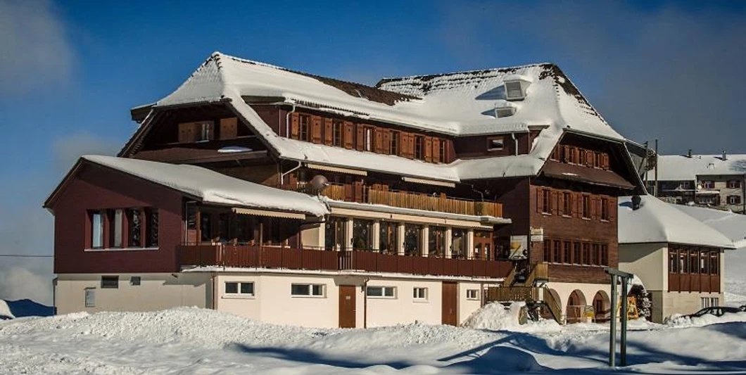 Aussenansicht Berggasthaus Salwideli