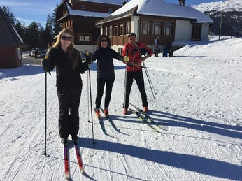 Langlaufloipe direkt vor dem Haus