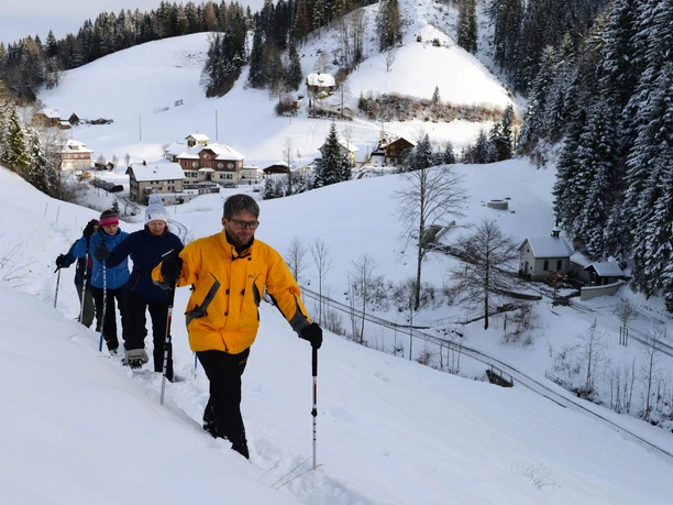 Aufstieg, im Hintergrund Luthern Bad und Badbrünnli