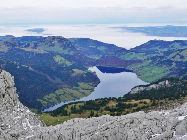 Das idyllische Wägital überzeugt mit seiner traumhaften Landschaft.