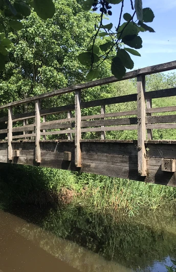 Brücke über die Wörpe Fußgängerbrücke über die Wörpe