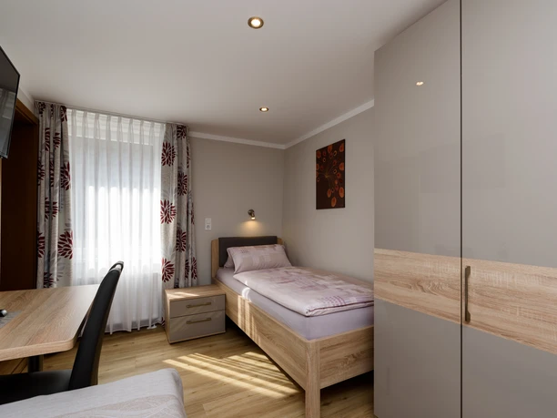 Einzelzimmer im Hotel Deutsches Haus Aerzen Einzelzimmer im Hotel Deutsches Haus Aerzen