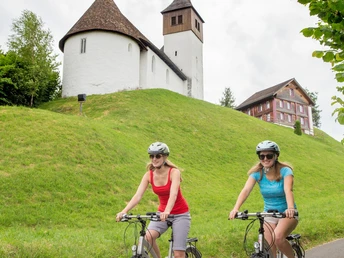 Kirche entlang der Strecke