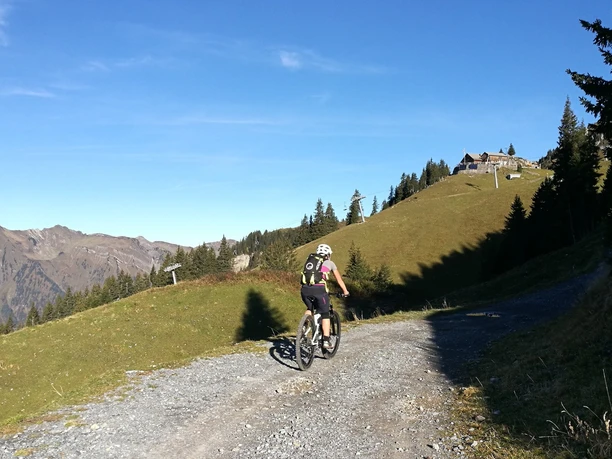 Biketour Brunnihütte