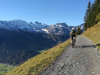 Biketour Brunnihütte