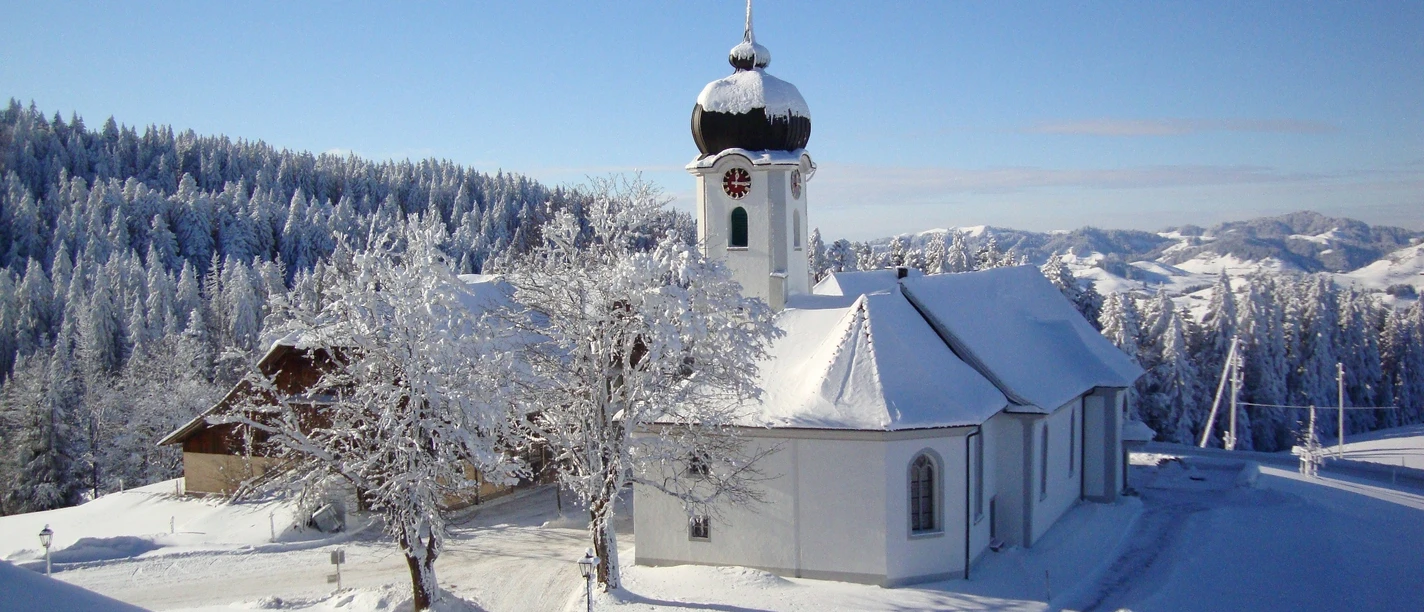Kurort Heiligkreuz im weissen Winterkleid