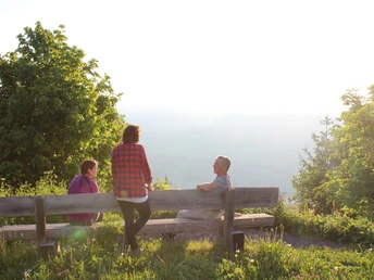 Entspannen und die Aussicht geniessen bei der Oberstolehütte