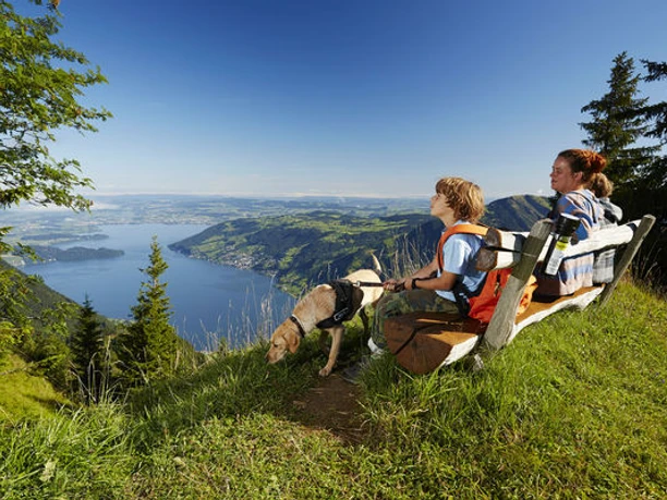 Sagenhafter Bänkliweg