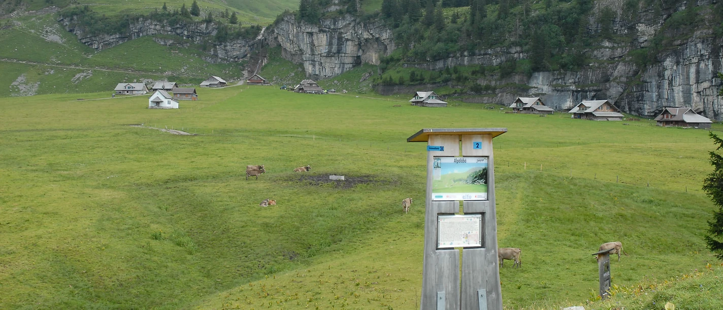 Posten Steinmanndlipfad auf Älggialp