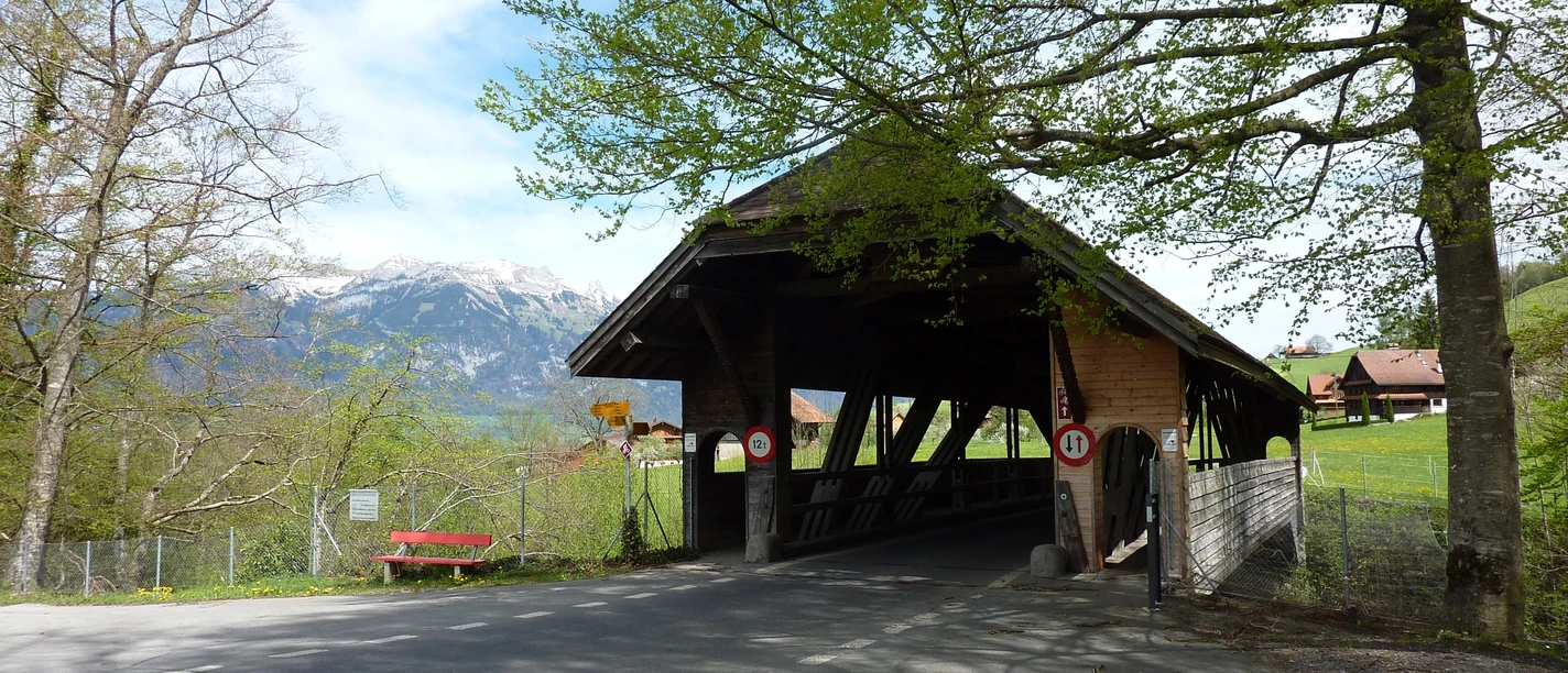 Hohe Brücke
