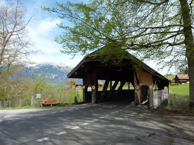 Hohe Brücke