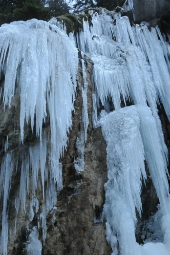 Eiszapfen in der Melchaaschlucht
