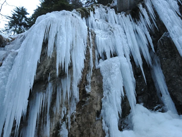 Eiszapfen in der Melchaaschlucht