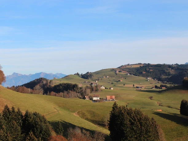 Blick zurück zum Ausgangspunkt Etzelpass