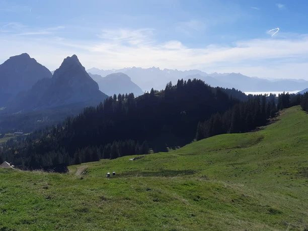 Rothenthurmer Thorthour - Ausblick auf die Mythen