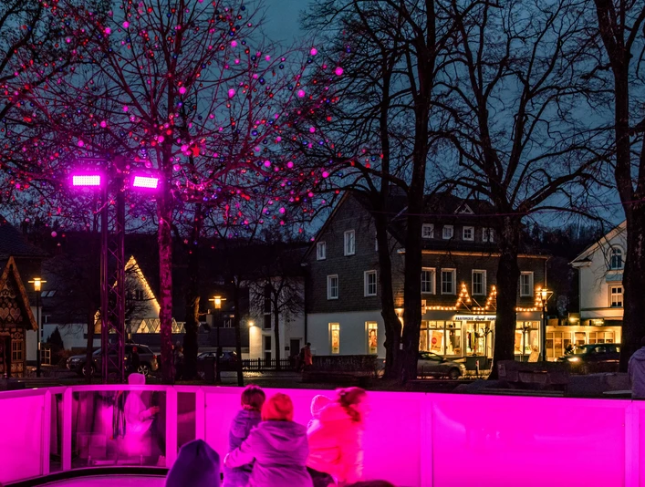 Schlittschuhbahn am Schützenplatz in Schmallenberg