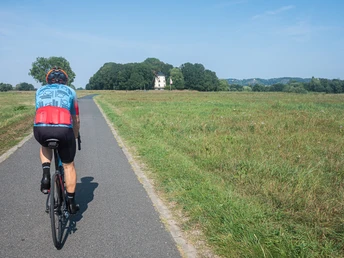 Elberadweg in Gohlis