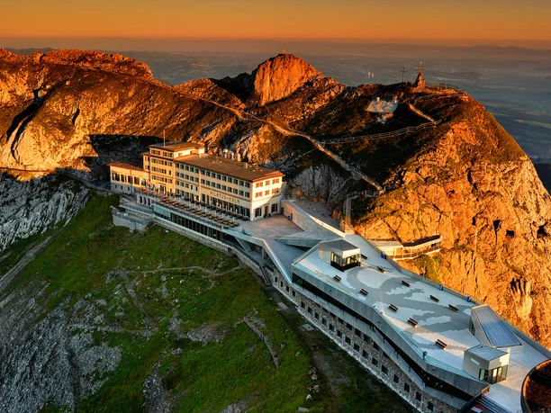 Hotel Pilatus-Kulm b