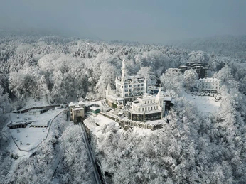 Winter Château Hotel