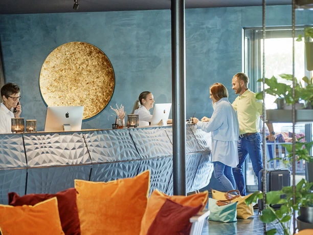 Reception, Sonne See