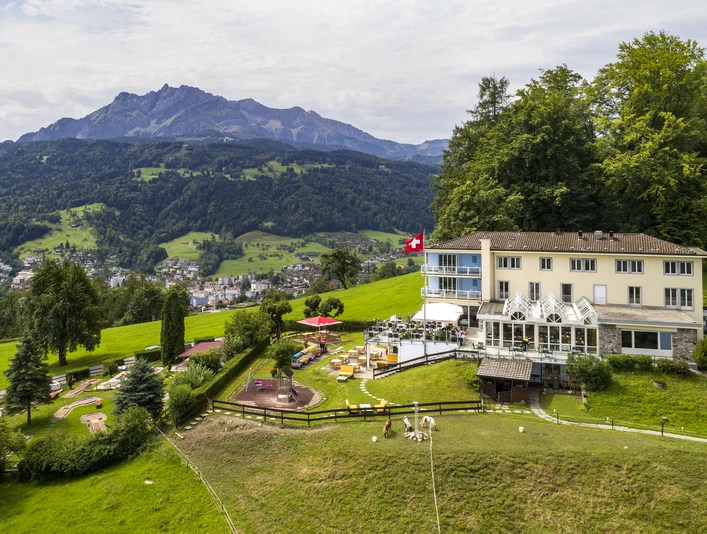 Hotel mit Aussicht auf den Pilatus