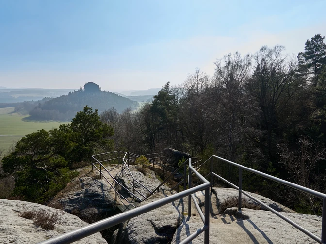 Blick von der Kaiserkrone zum Zirkelstein