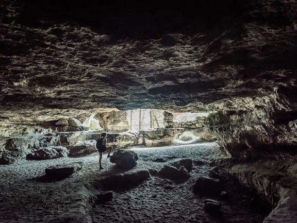 Lichterhöhle Kleinhennersdorfer Stein