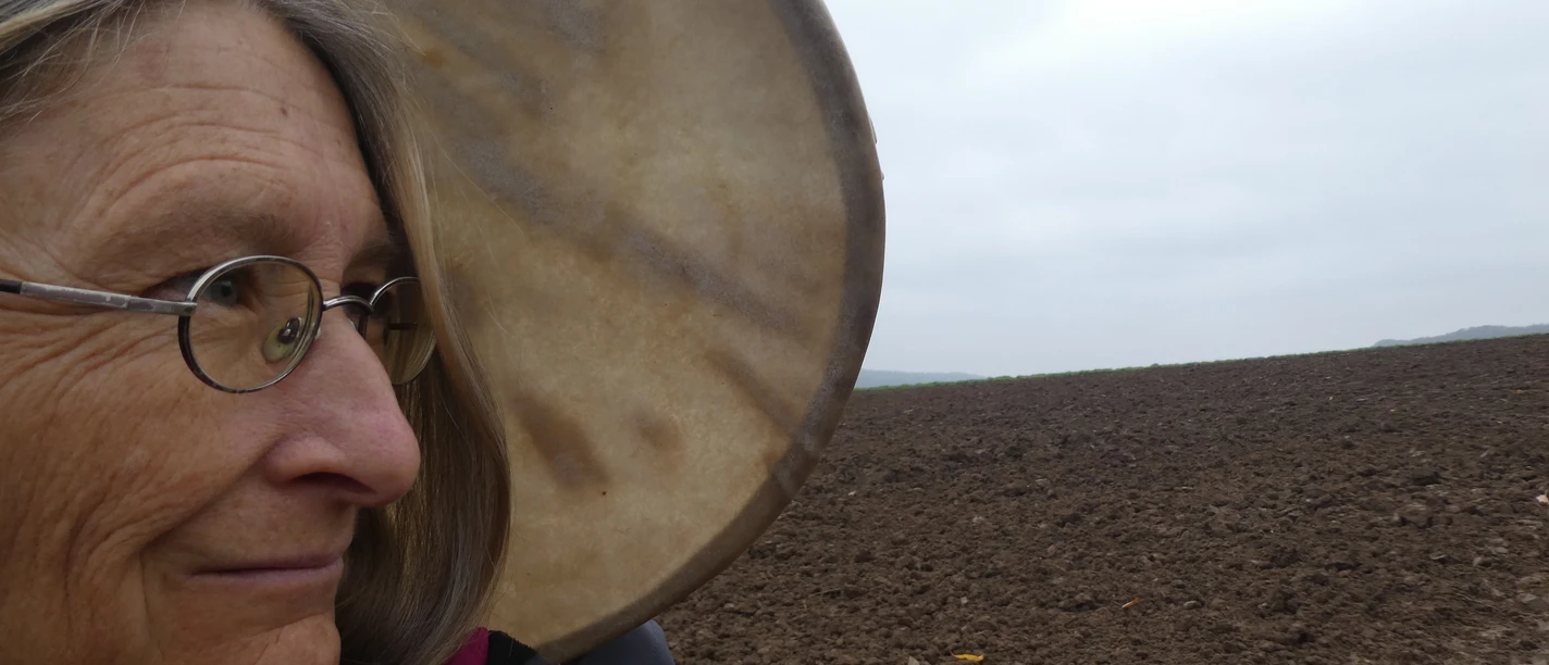 (c) Weltbühne_schamanisches Reisen.JPG