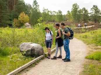 Der Angelbecksteich Menschen am AngelbecksteichPeople at the Angelbeck pondMennesker ved Angelbeck-dammenMensen bij de vijver van Angelbeck