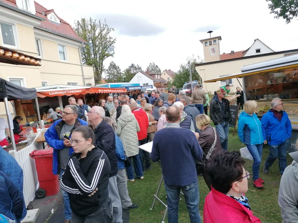 Wecke- und Worschtmarkt 3