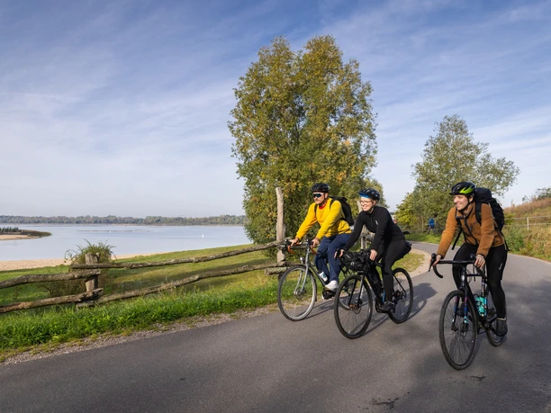 Radeln an der Schladitzer Bucht