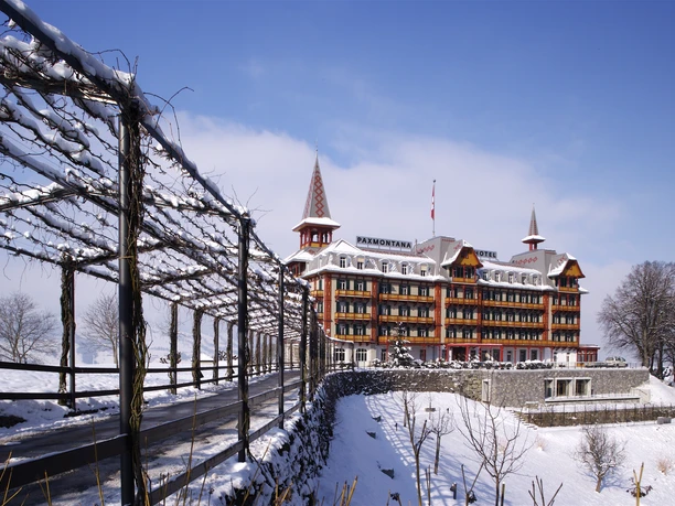 Pergola zum Hotel