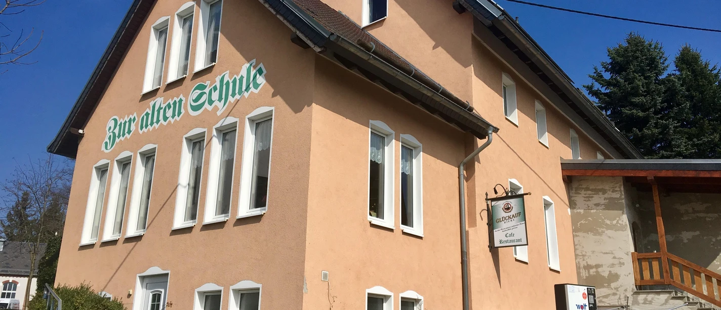Café & Restaurant "Zur Alten Schule"