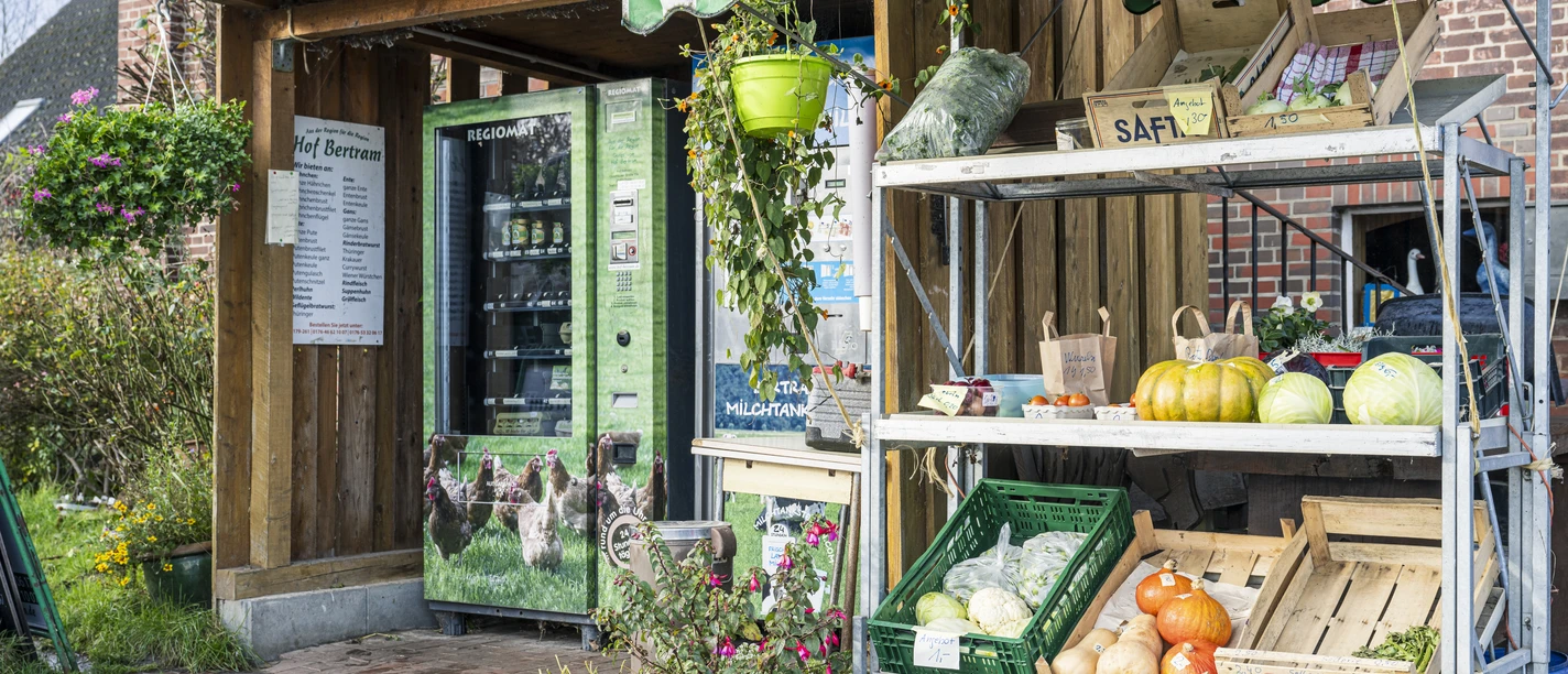 Der Selbstbedienungshofladen der Familie Bertram Der Selbstbedienungshofladen der Familie Bertram