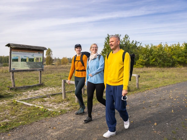 Naturlehrpfad am Grabschützer See mit Infotafeln