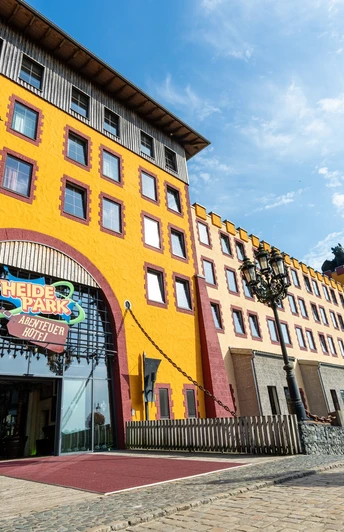 Außenansicht des Heide-Park Abenteuerhotels Außenansicht des Heide-Park Abenteuerhotels