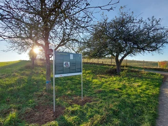 Vermscher Wanderweg - Hinweistafel am Wegesrand