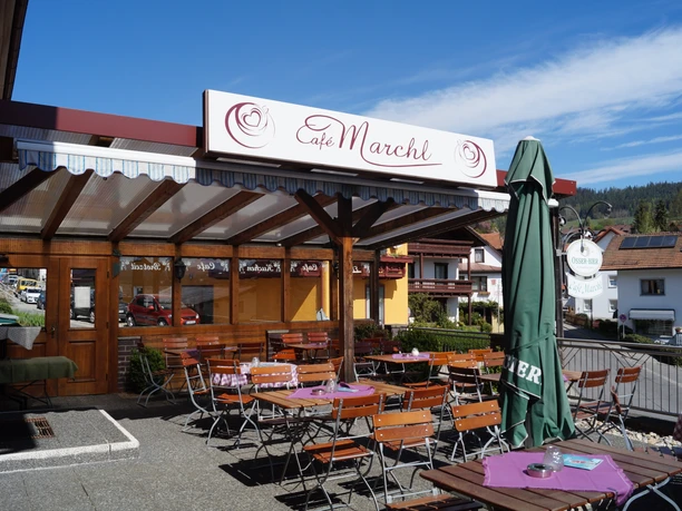 Cafe_Marchl_Terrasse (2).JPG