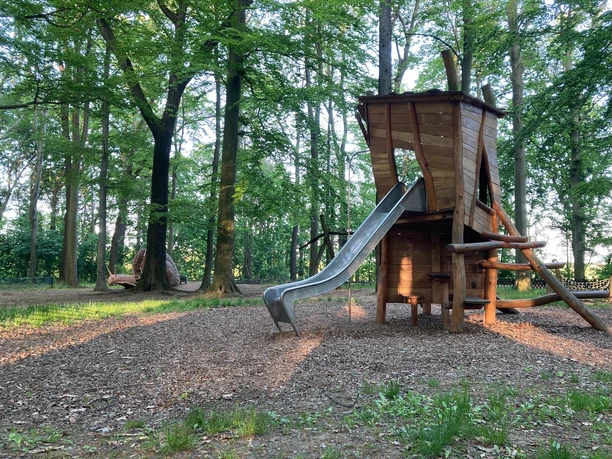 Spielplatz bei der Görlitzer Parkeisenbahn